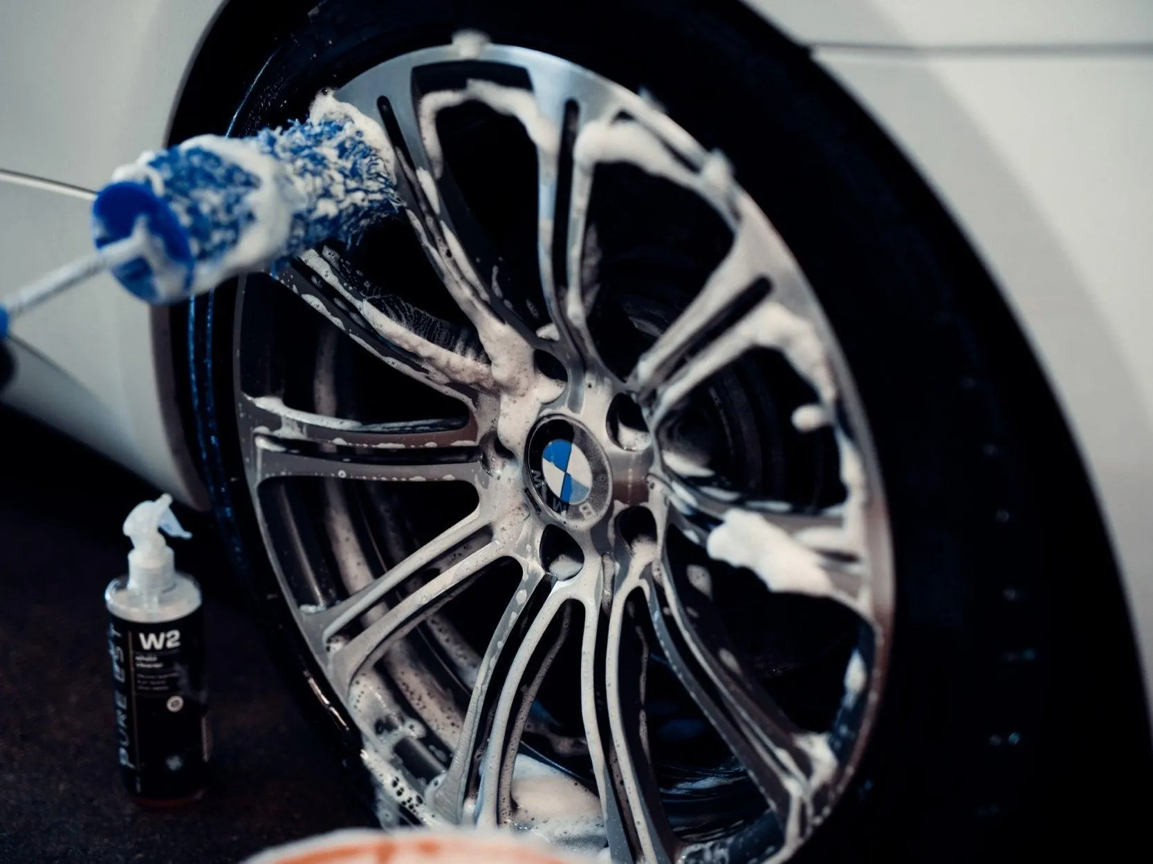 PURE:EST Microfiber Wheel Brush